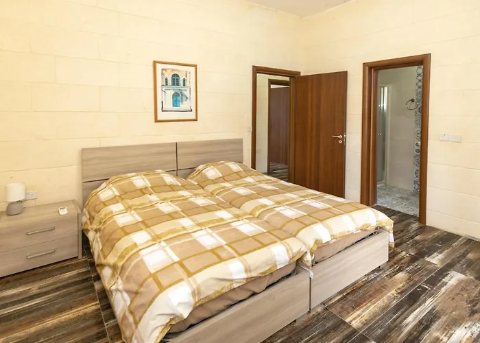 5 Bedroom Holiday With Private Pool * Xewkija