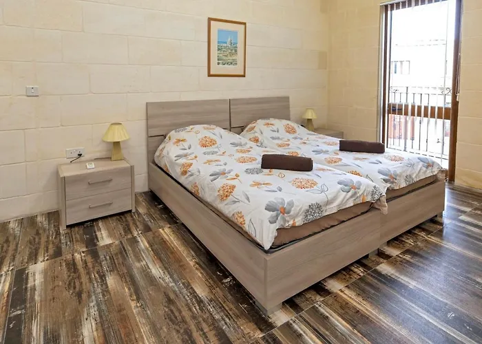 5 Bedroom Holiday With Private Pool * Xewkija