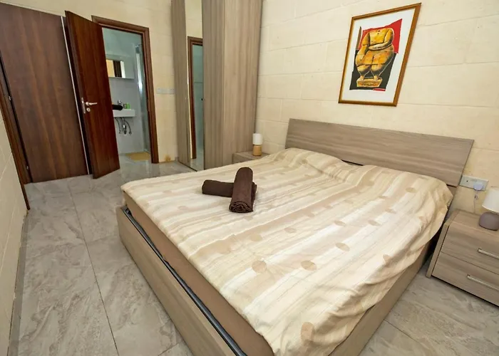 5 Bedroom Holiday With Private Pool * Xewkija