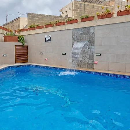 5 Bedroom Holiday With Private Pool Сasa de vacaciones