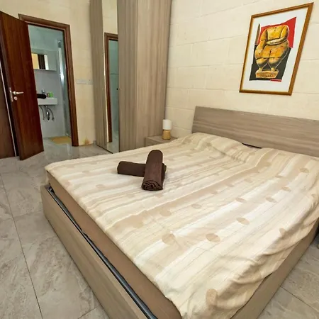 5 Bedroom Holiday With Private Pool * Xewkija